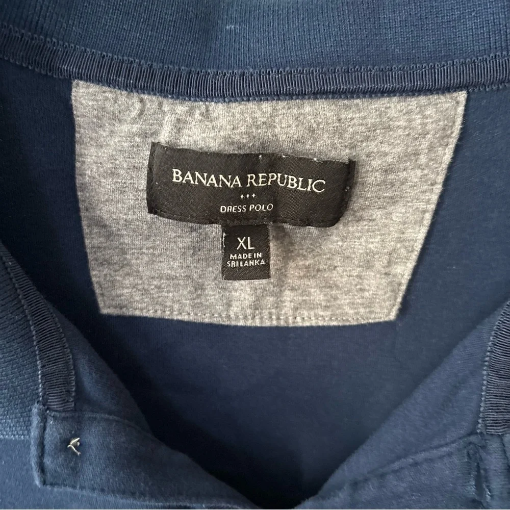Banana Republic Men's Dark Blue Polo Shirt